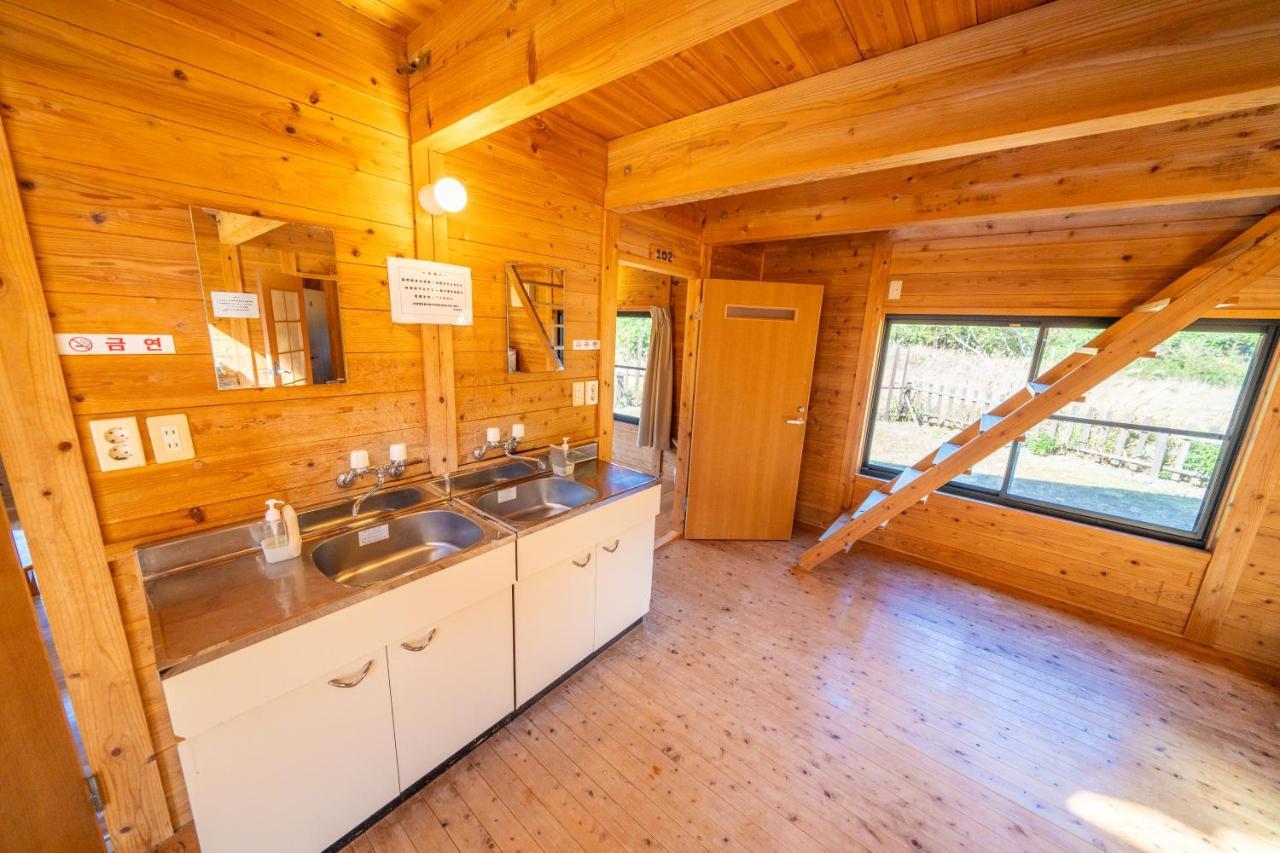 Tsushima Miuda Pension Екстериор снимка